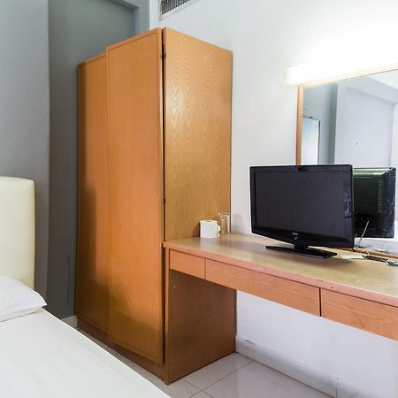 Hotel Reddoorz Near Aljunied Mrt Singapur Exterior foto